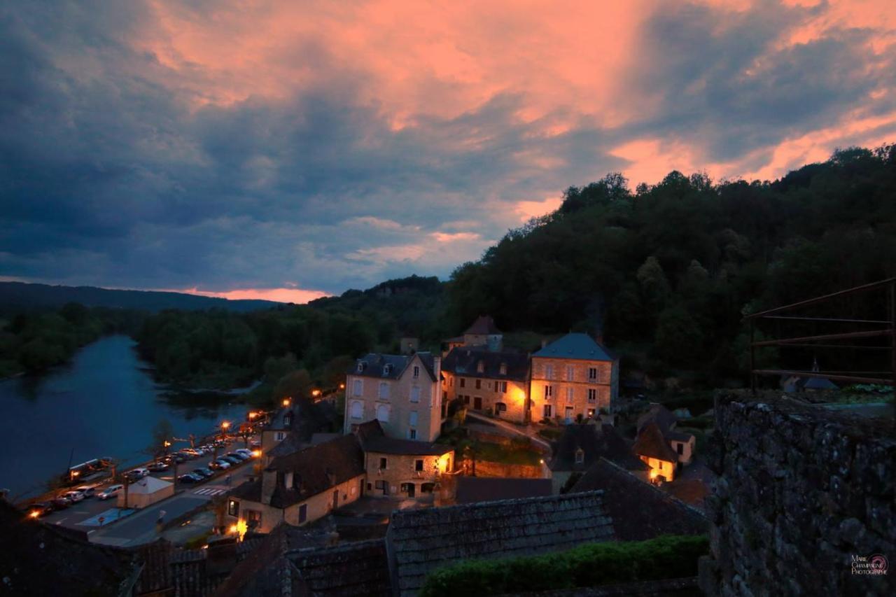 Au Coeur De Beynac, Une Maison De Caractere Avec Jardin Terrasse エクステリア 写真