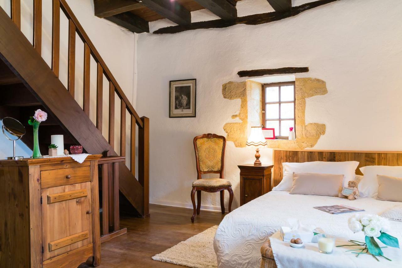 Au Coeur De Beynac, Une Maison De Caractere Avec Jardin Terrasse エクステリア 写真