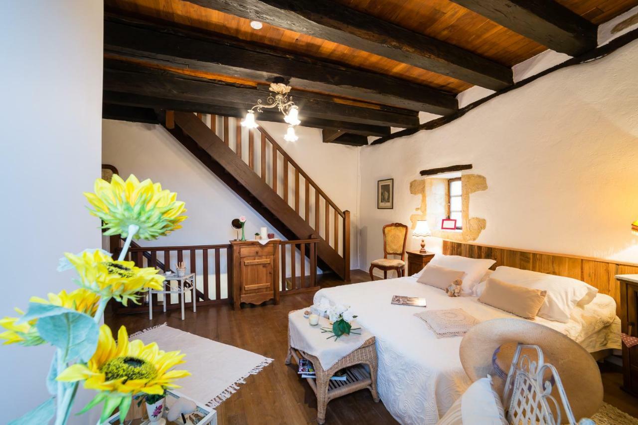 Au Coeur De Beynac, Une Maison De Caractere Avec Jardin Terrasse エクステリア 写真